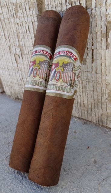 Alec Bradley Post Embargo Robusto | Cigarfan.net